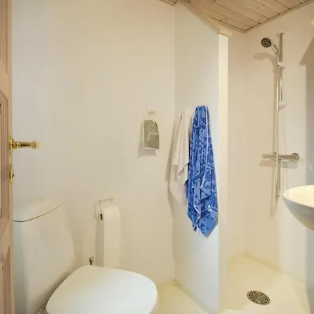 Дом отдыха Two-bedroom In Бёркоп